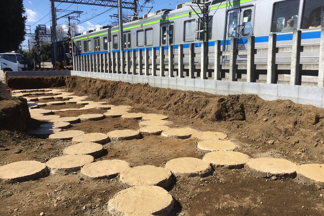 線路の振動対策の現場