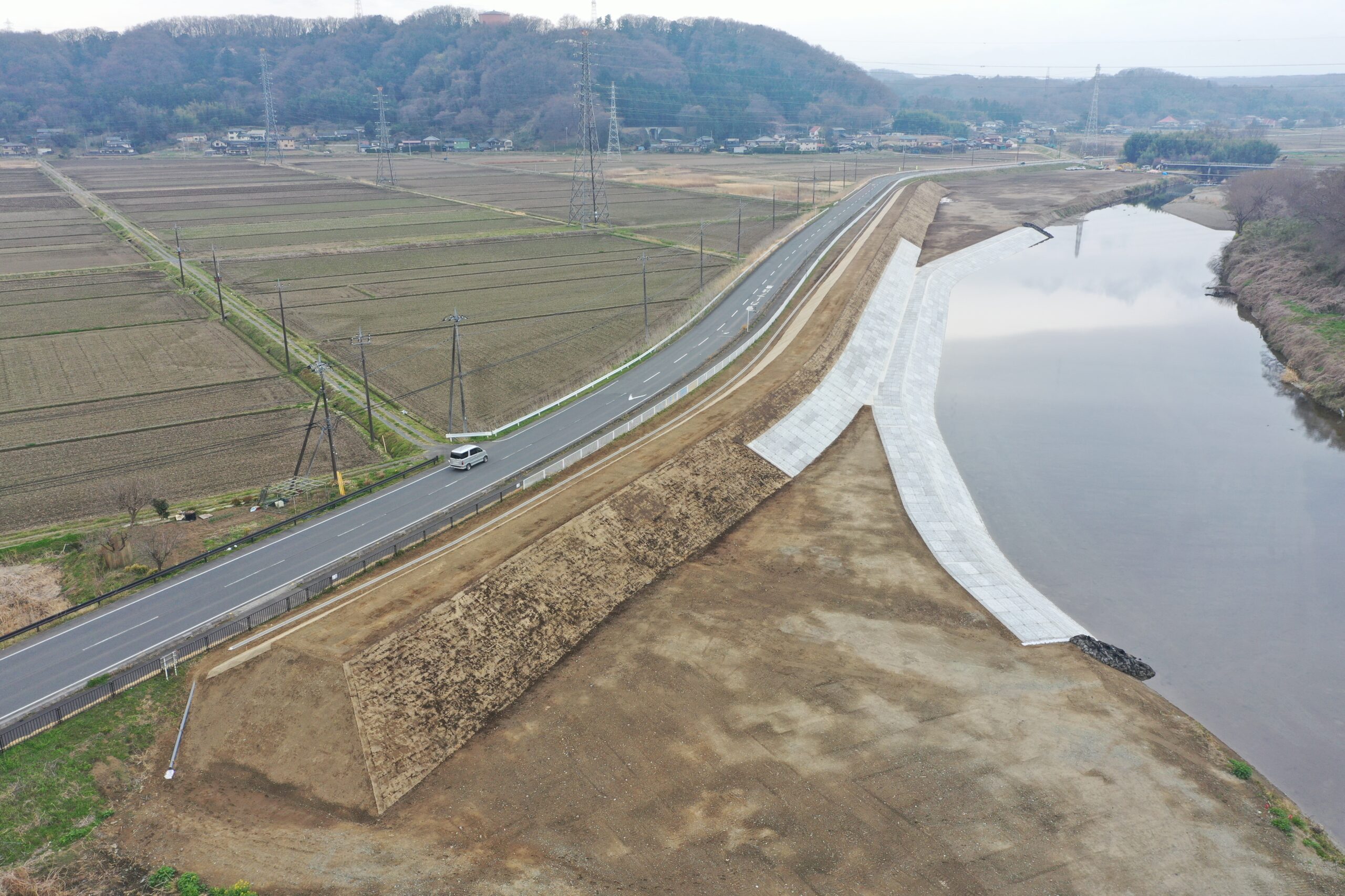 河川等改良復旧工事(右岸A-1工区)