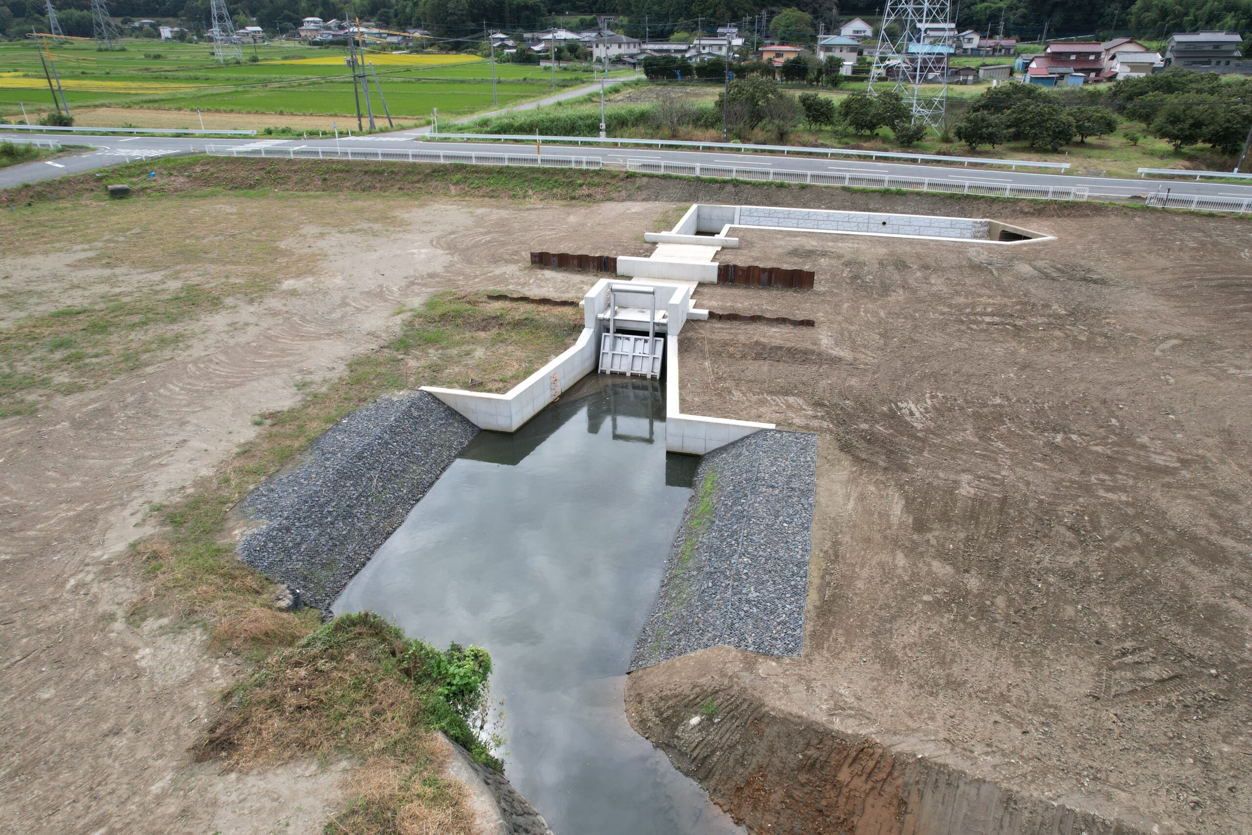 河川等改良復旧工事(右岸B-1工区)